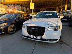 کرایسلەر 300